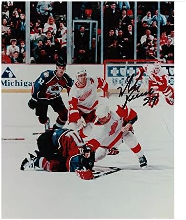 Mike Vernon potpisao Detroit Crvena krila 8 x 10 fotografija '97 Colorado Fight - 70518 - AUTOGREM NHL Photos