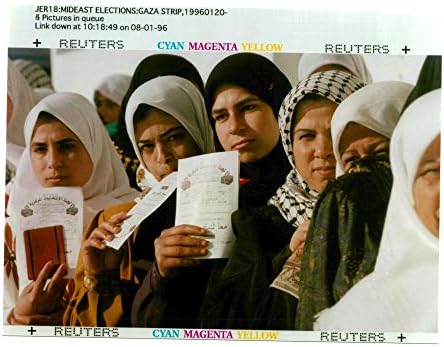 Vintage fotografija palestinskih žena sve nose tradicionalne marame Januar 20 kao oni imaju svoje formulare