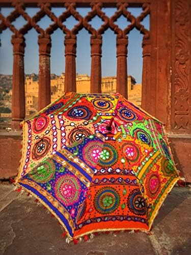 Rad veznog dekorativnog ručno rađenog kišobrana korisno za ukras za zabavu, dekor domaćeg, pred vjenčanja