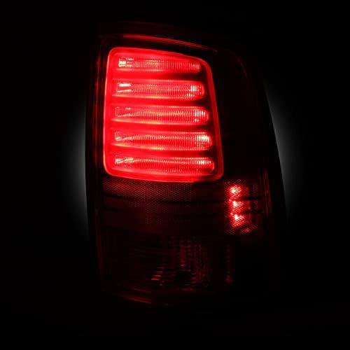 Lijeva strana vozača LED zadnja svjetla Skupštine, kompatibilan sa 2013 - 2018 Dodge Ram 1500, 2014-18 2500 & 3500, 2019-22 1500 LED sa sijalicama Clear & Red Lens Chrome Finish 68093079AC CH2800203