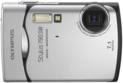 Olympus Stylus 790sw 7.1 MP vodootporna digitalna kamera sa 3x optičkim zumom stabilizovanim