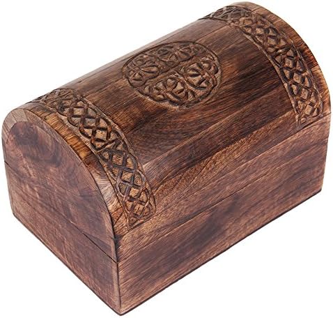 Rustikalni drveni nakit zadržava kutiju za odlaganje sa keltskim ručnim rezbarima