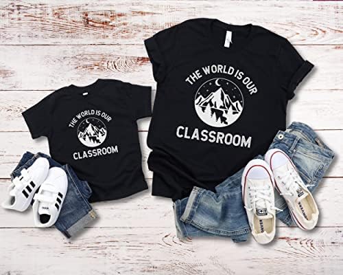 Svijet je naš učionica Homeschool Shirt, Homeschool Shirt poklon za Majčin dan