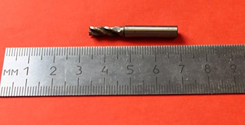 Krajnji mlin 4 mm, 4 flauta, Dužina oštrice 11,75 mm za CNC SSSR 1 kom